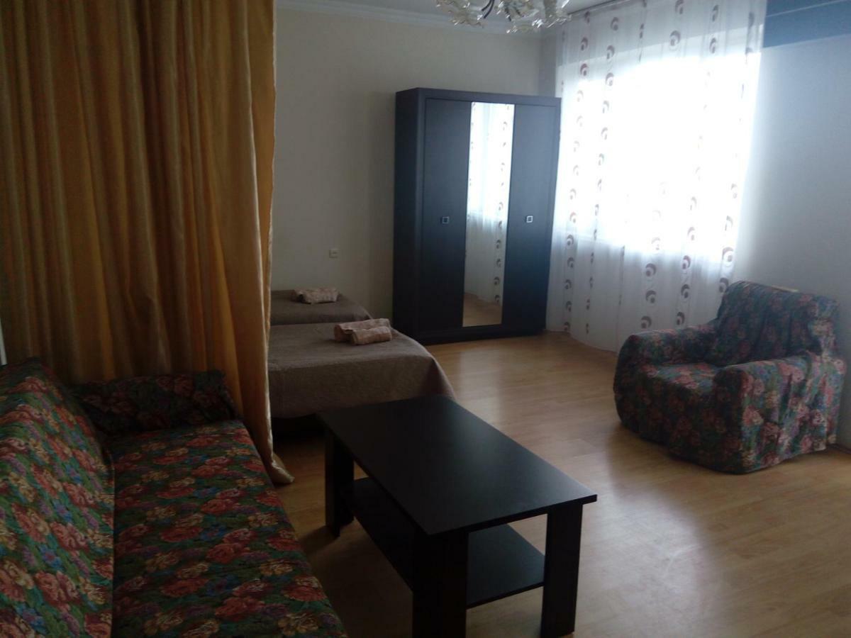 Apartment Khimshiashvili 9 Batumi Exterior foto